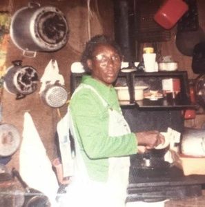 Meet your Posher, Evangeline